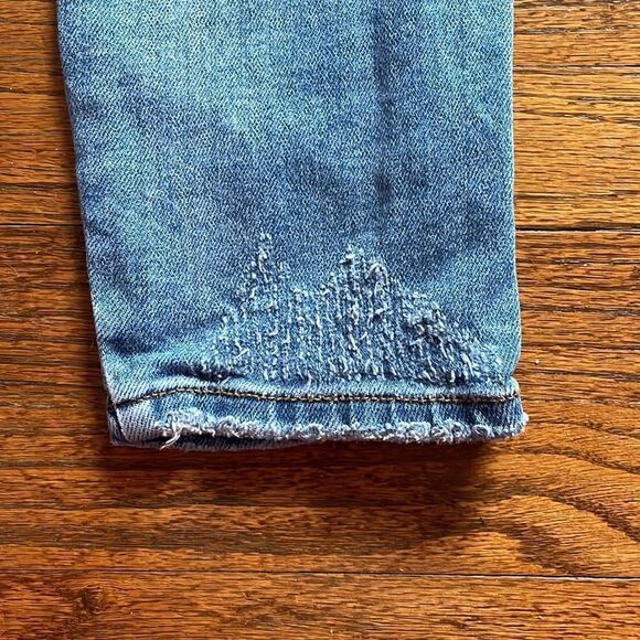 Judy Blue Boyfriend Fit Jeans - Picture 8 of 8